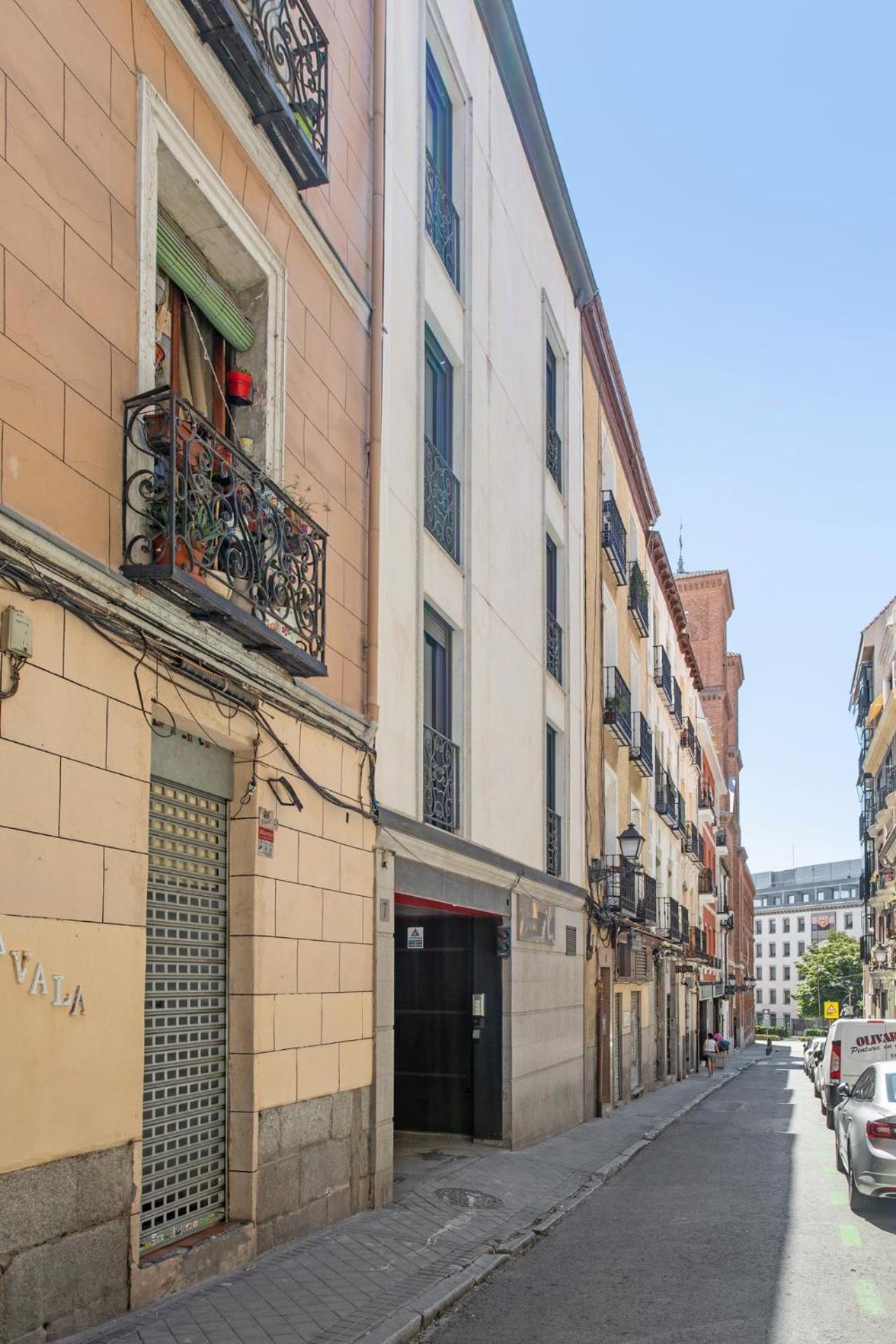 Limehome Madrid Calle De La Paloma Eksteriør billede