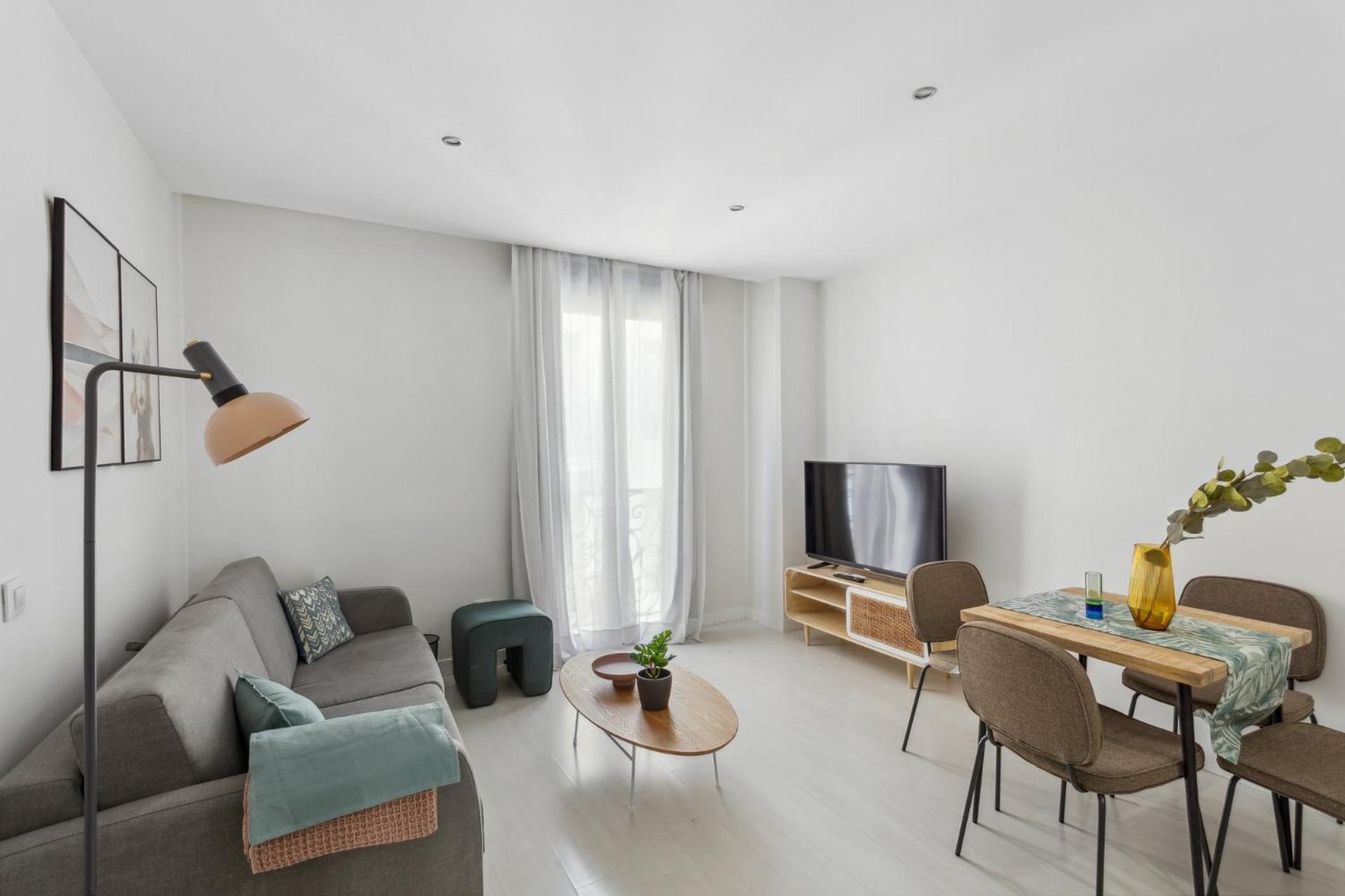 Limehome Madrid Calle De La Paloma Eksteriør billede