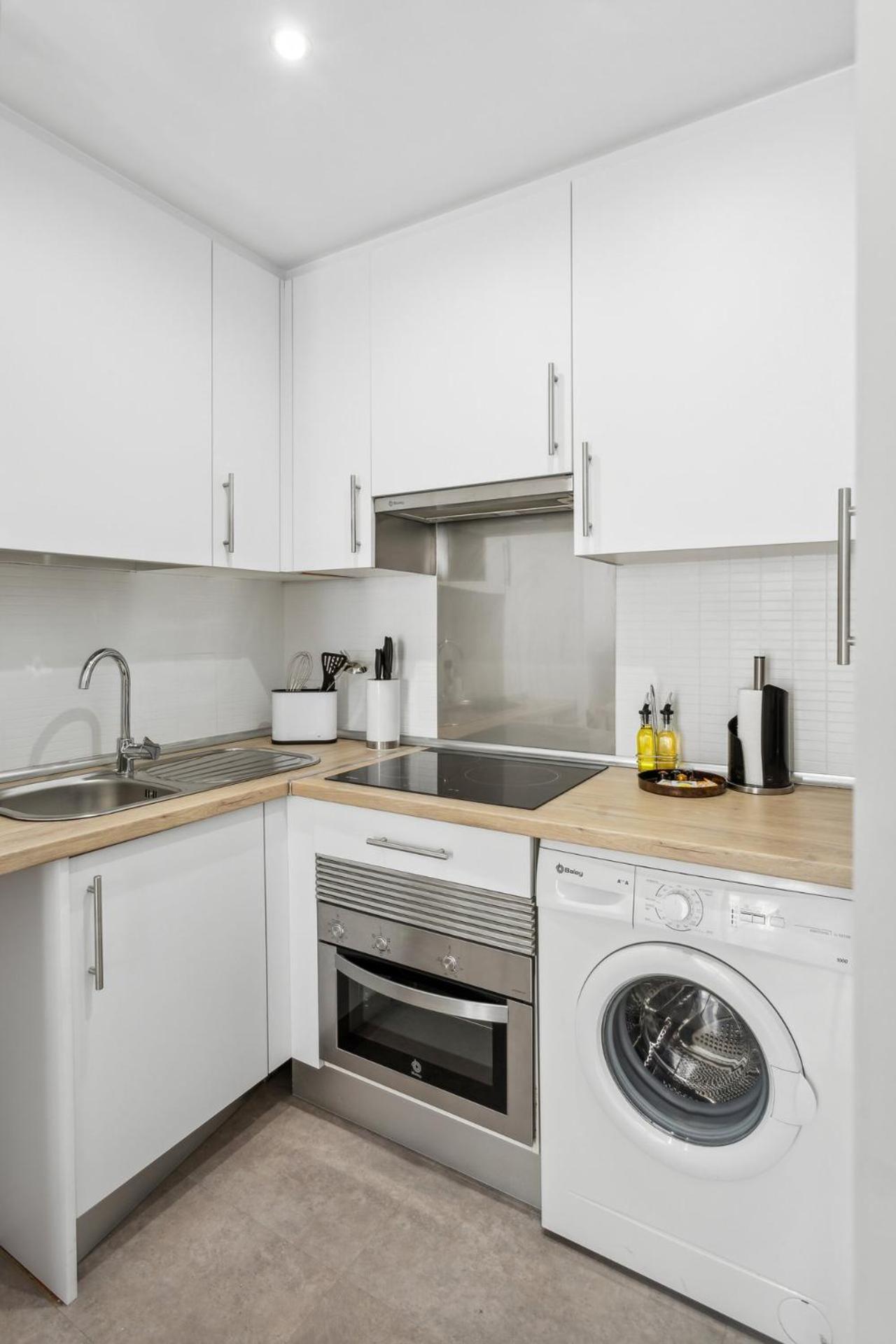 Limehome Madrid Calle De La Paloma Eksteriør billede