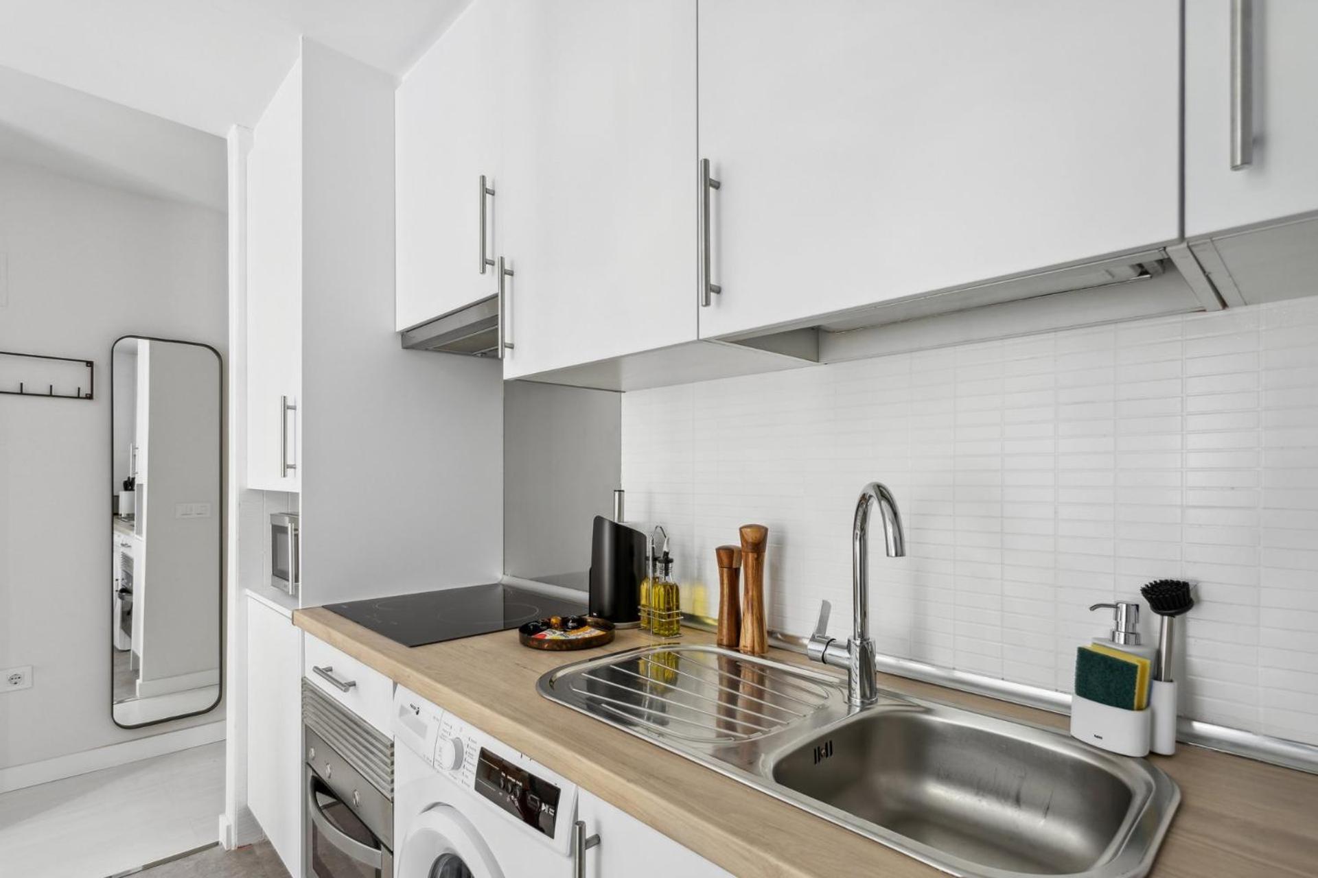 Limehome Madrid Calle De La Paloma Eksteriør billede