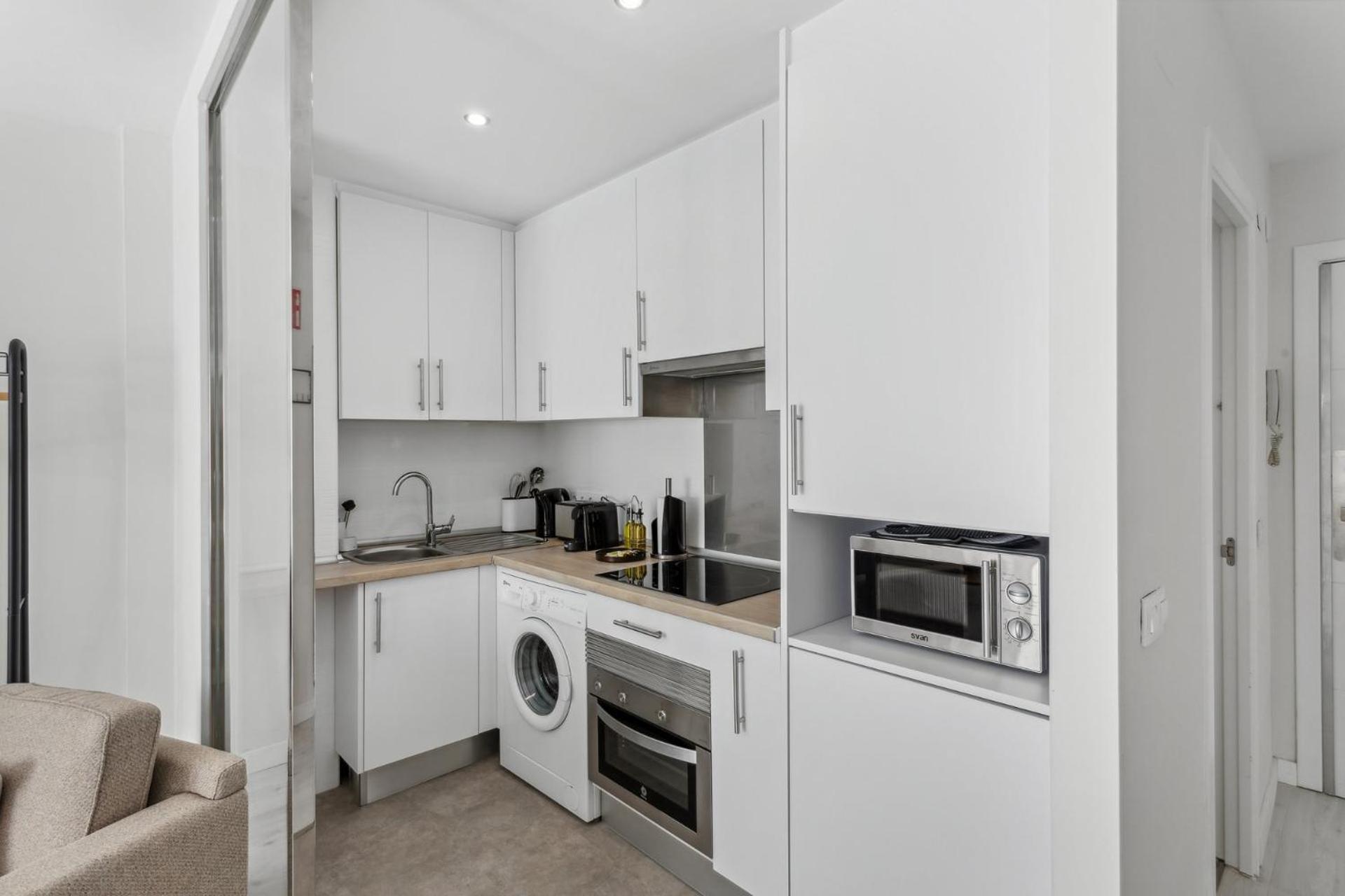 Limehome Madrid Calle De La Paloma Eksteriør billede